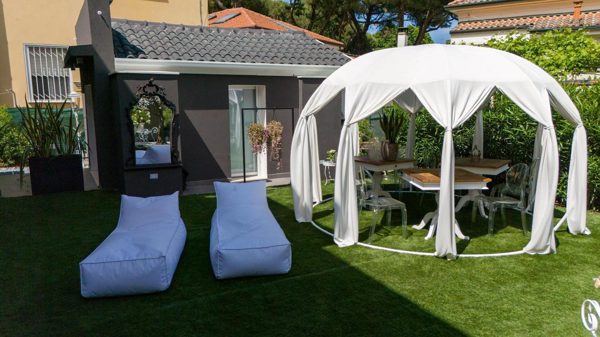 Villa Monti Suites&Aparts Cesenatico Esterno foto