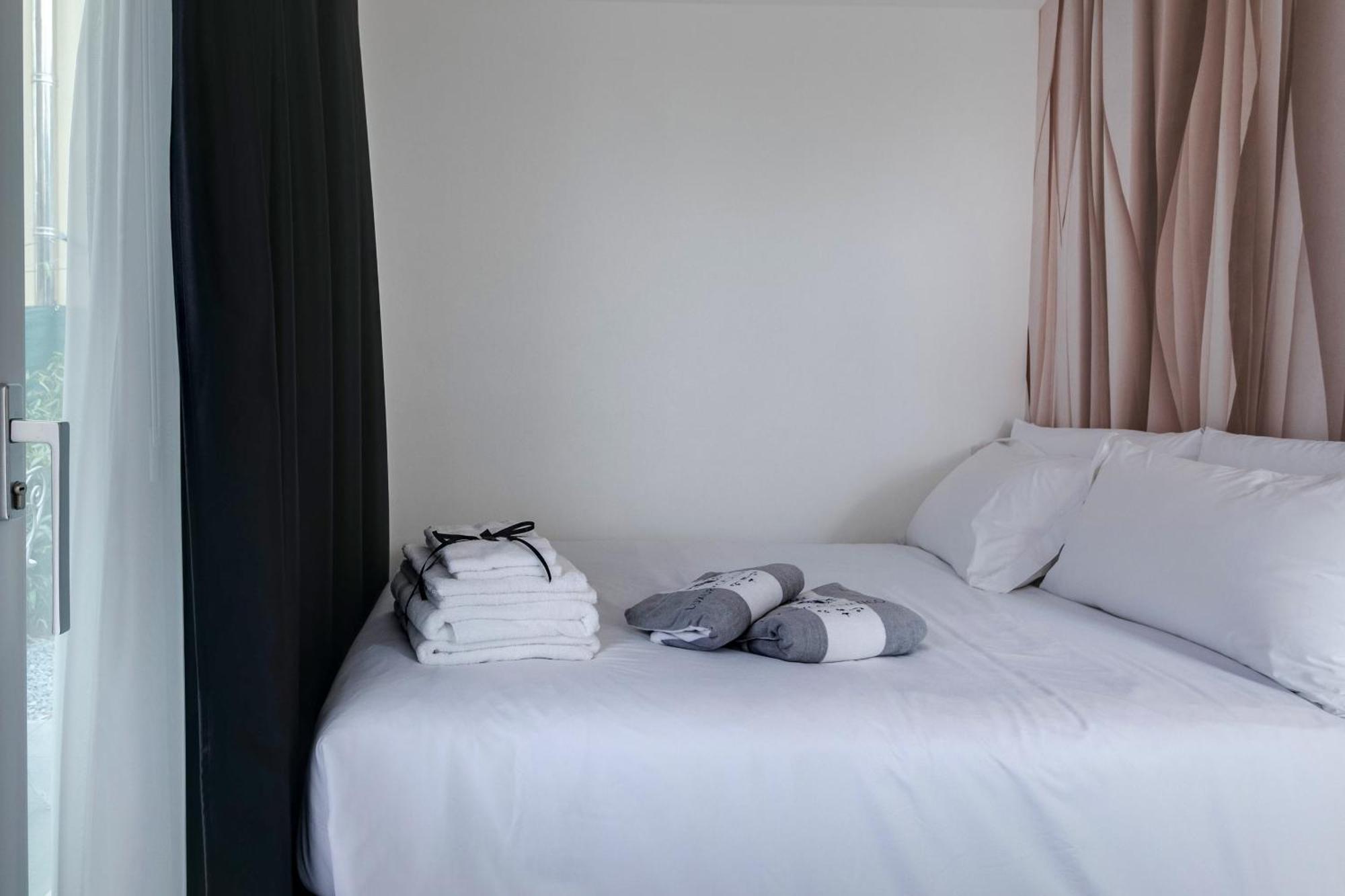 Villa Monti Suites&Aparts Cesenatico Esterno foto